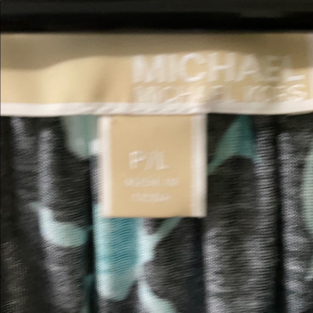 Blouse - Picture 2 of 2
